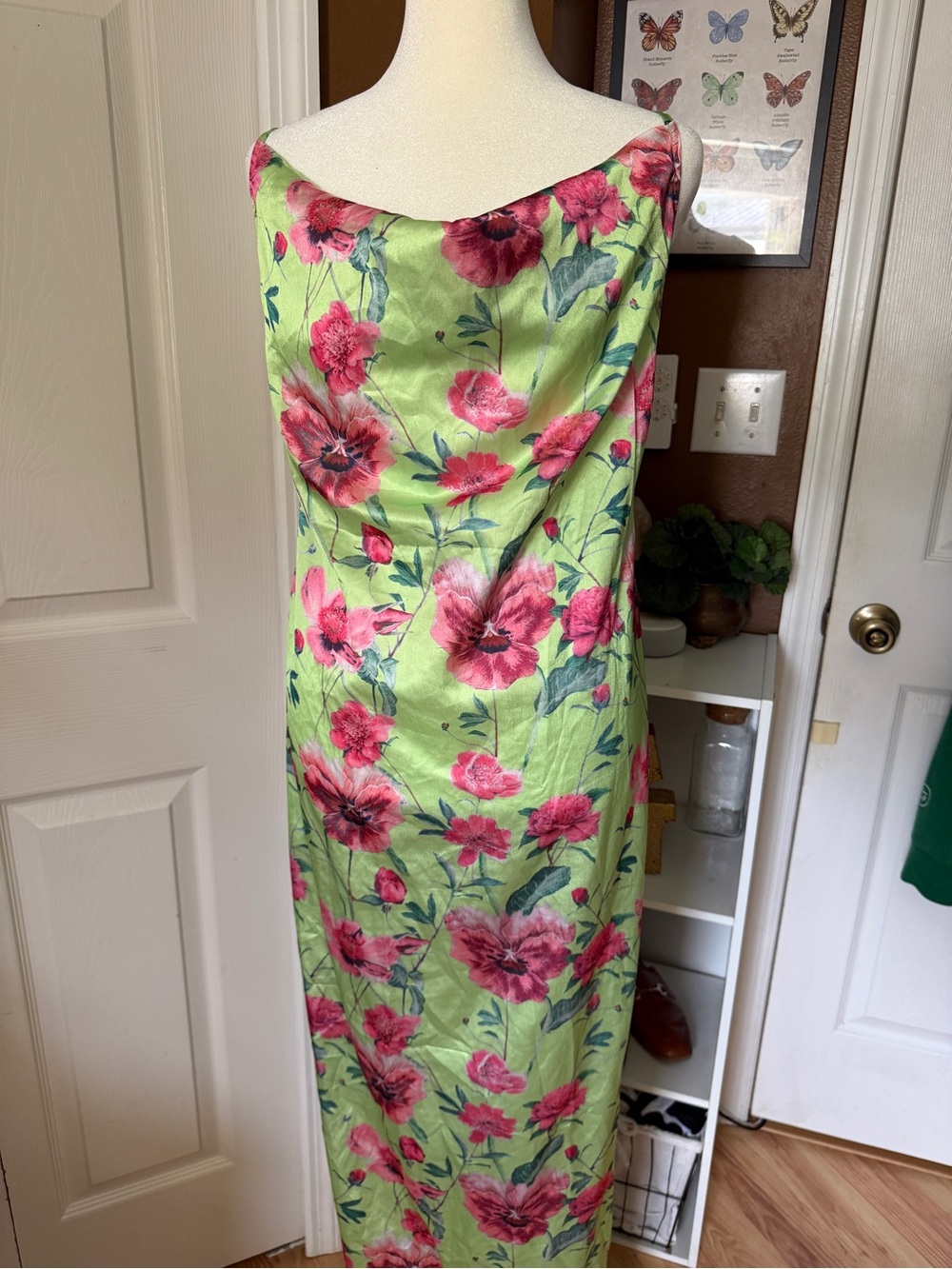 Pretty Little Thing Lime Green Floral Satin Slip Maxi Dress / Size US 8